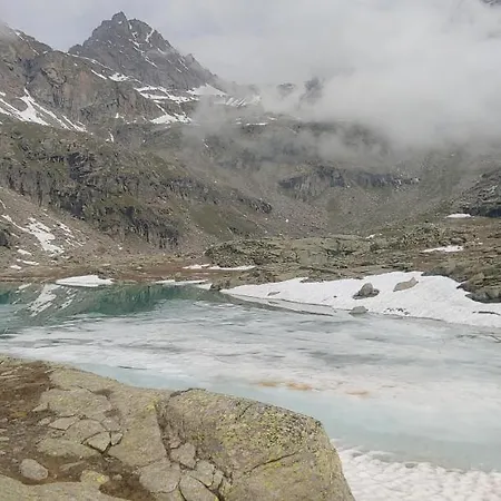 Rifugio Casa Di Caccia * Noasca